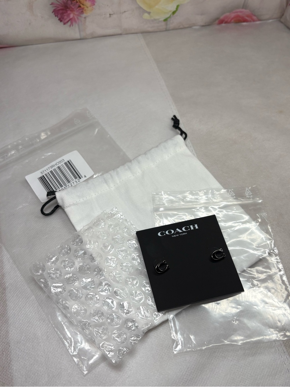 Coach Black Enamel Signature C Stud Earrings Silver New with Dustbag and Tags - Picture 2 of 10